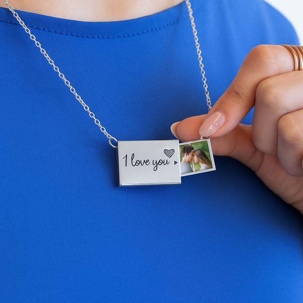 Colgante  "I love you" plateado personalizado