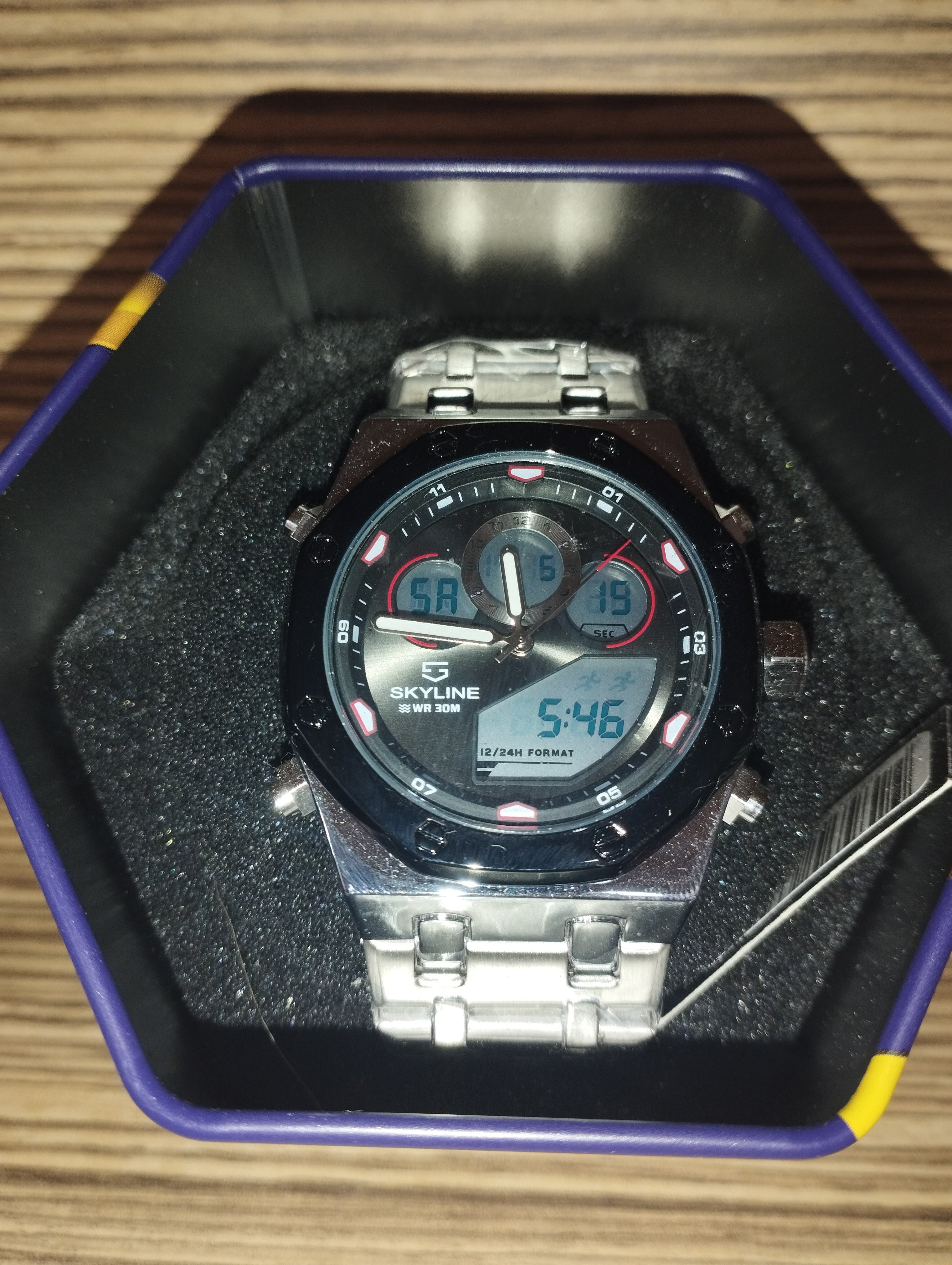Reloj Skyline
